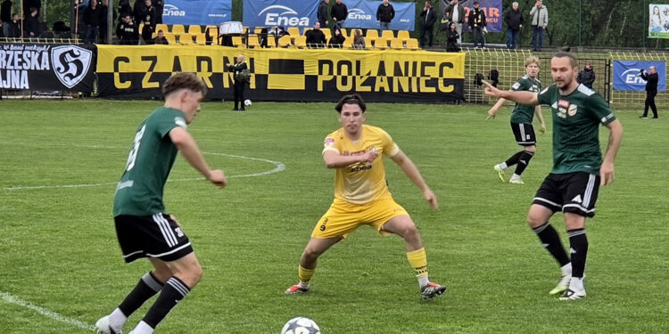 Czarni rozpoczęli sparingi od zwycięstwa. Star ma już na koncie dwie porażki