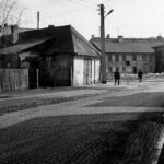 Kielce. Ulica Piotrkowska. Lata 1968-1975. Okolice skrzyżowania z ulicą Silniczną / źródło: fotopolska.eu