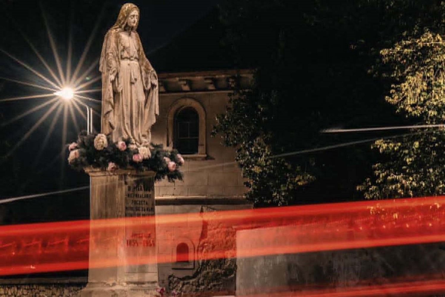 Nocne oblicze Ponidzia na wyjątkowej wystawie