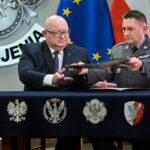 Podpisano pierwsze umowy. Do końca maja zagospodarowanych zostanie 100 mld złotych - Radio Kielce
