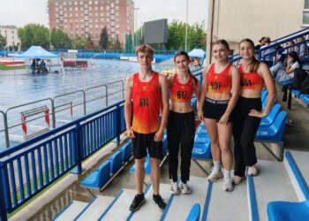 Na zdjęciu (od lewej): Dawid Kulik, Katarzyna Janik, Natalia Królicka, Amelia Wiatr / Źródło: KKL Kielce
