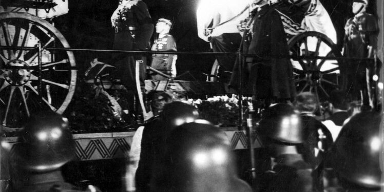 Odnaleziono nieznany film z pogrzebu Marszałka Józefa Piłsudskiego