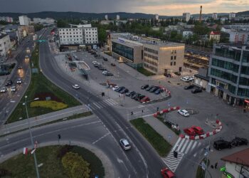 06.05.2026. Kielce. Budowa drogi rowerowej wzdłuż ulic Gosiewskiego i Żelaznej / Fot. Jarosław Kubalski - Radio Kielce