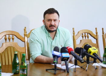06.05.2026. Kielce. Konferencja prasowa przed sesją Rady Miasta Kielce. Na zdjęciu: Maciej Jakubczyk / Fot. Wiktor Taszłow - Radio Kielce