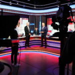 07.05.2026 TVP3 Kielce. Debata kandydatów na burmistrza Pińczowa / Fot. Wiktor Taszłow - Radio Kielce