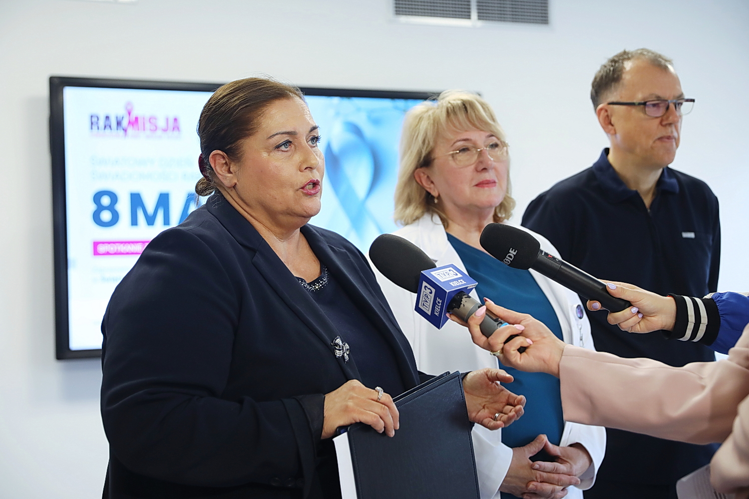 08.05.2026. Kielce. Briefing z okazji Światowego Dnia Świadomości Raka Jajnika / Fot. Wiktor Taszłow - Radio Kielce
