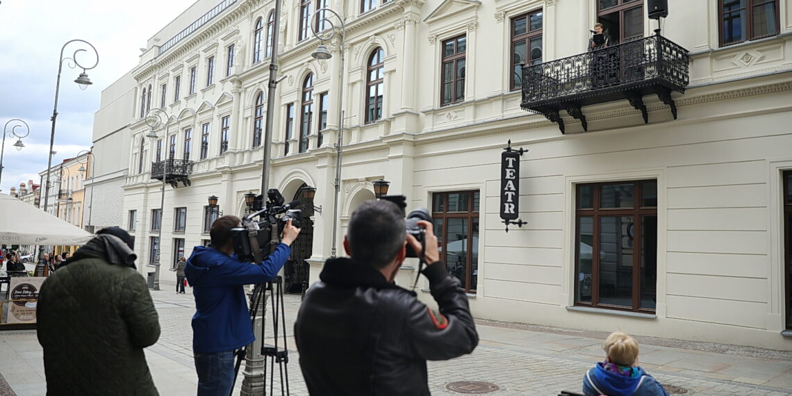 Polska jest nierozerwalną częścią Unii Europejskiej - przekonuje kielecki aktor