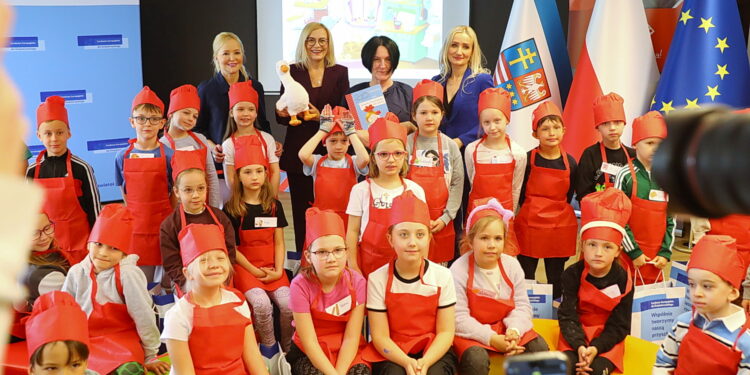 Biblioteka zamieniła się w kuchnię