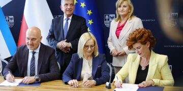 28.05.2026. Kielce. Urząd Marszałkowski Województwa Świętokrzyskiego. Dziewięć świętokrzyskich gmin otrzymało blisko 30 mln zł dofinansowania na rewitalizacje obiektów / Fot. Wiktor Taszłow - Radio Kielce