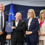 28.05.2026. Kielce. Urząd Marszałkowski Województwa Świętokrzyskiego. Dziewięć świętokrzyskich gmin otrzymało blisko 30 mln zł dofinansowania na rewitalizacje obiektów / Fot. Wiktor Taszłow - Radio Kielce