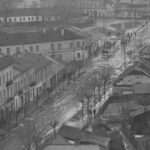 Kielce. Ulica Piotrkowska. Lata 1955-1960. Ulica Piotrkowska przed budową ronda Gustawa Herlinga-Grudzińskiego / źródło: fotopolska.eu