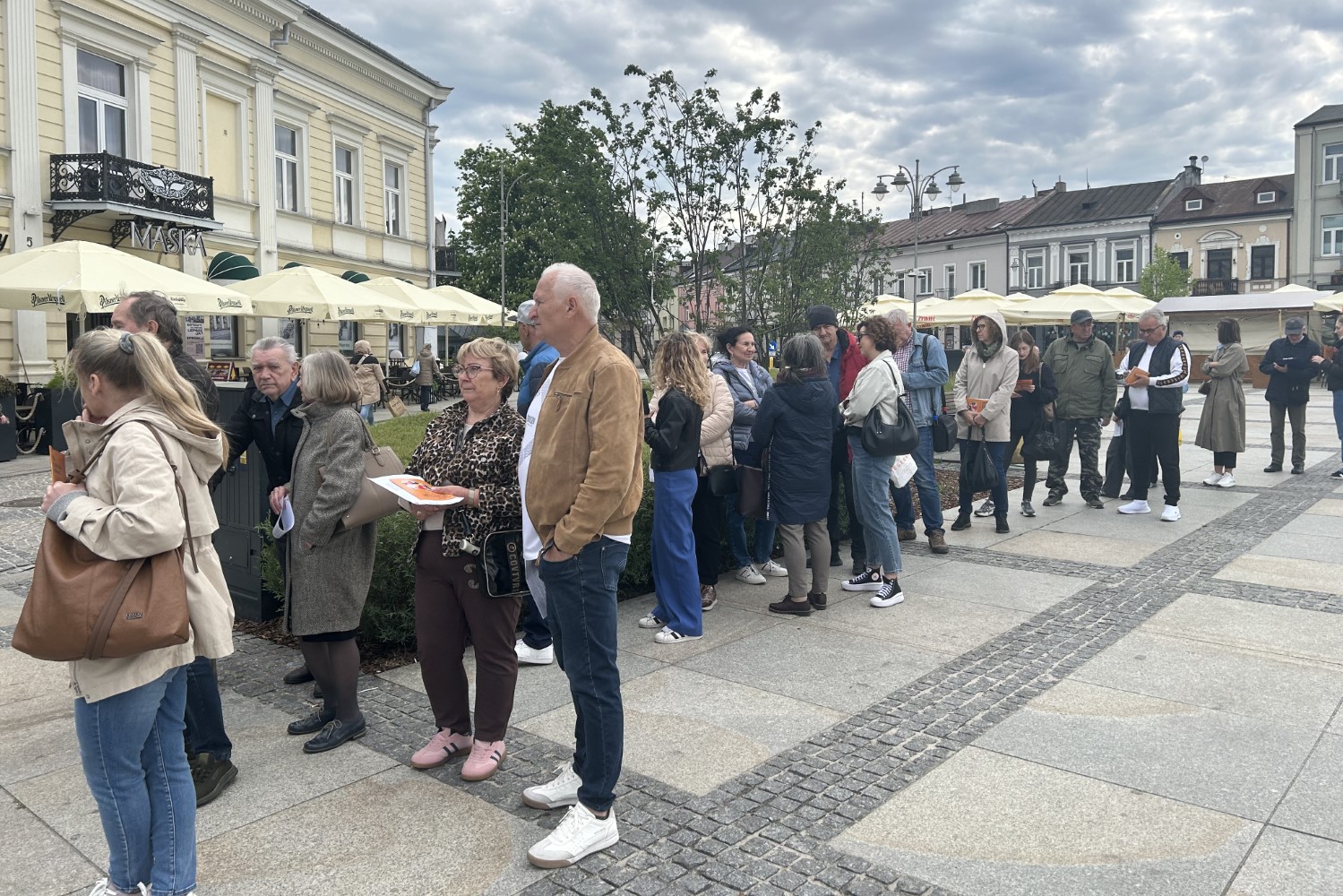 Na kieleckim Rynku zaparkował dermatobus