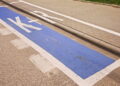 Pierwsza szkoła w Kielcach ma parking kiss&ride - Radio Kielce Pierwsza szkoła w Kielcach ma parking kiss&ride