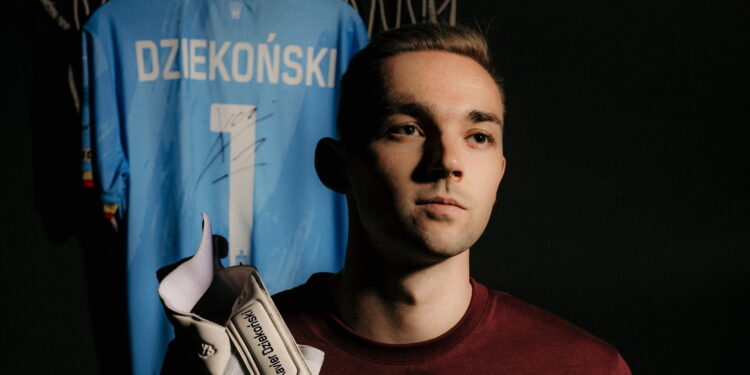 Dziekoński najlepszym bramkarzem ekstraklasy
