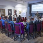 Zakłady pracy kierują pracowników na wojskowe szkolenia - Radio Kielce
