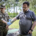 Zakłady pracy kierują pracowników na wojskowe szkolenia - Radio Kielce
