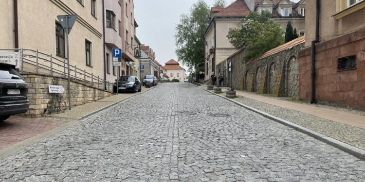 Remont ulicy Żydowskiej w Sandomierzu