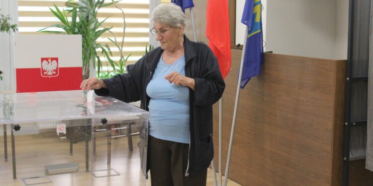 Druga tura wyborów w Pińczowie. Frekwencja na razie niewielka