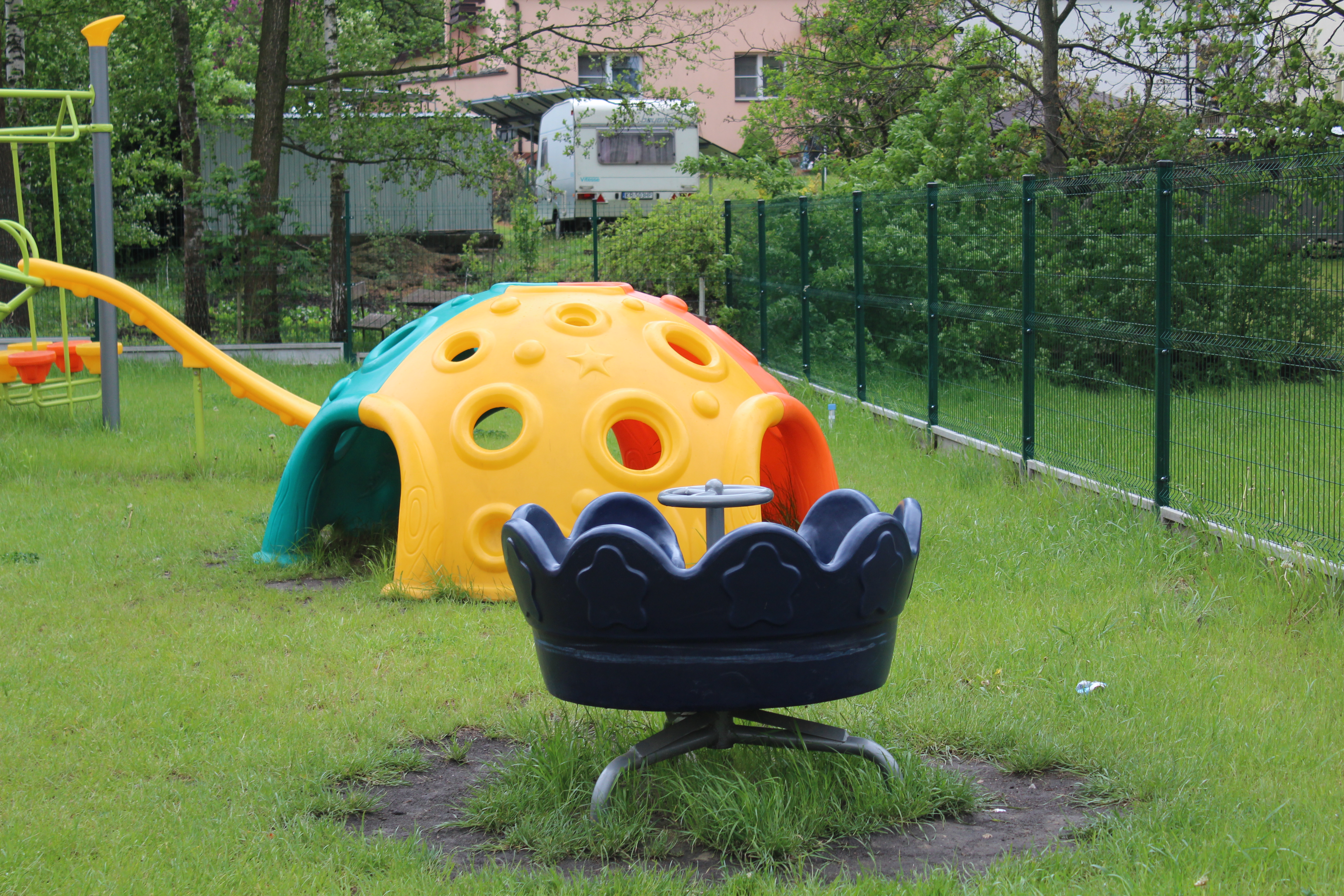 Nowy plac zabaw już na wakacje