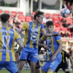 Kielce. Chemar Rurociągi Pucharu Polski na szczeblu okręgu. Mecz Korona II Kielce - Arka Pawłów - Radio Kielce