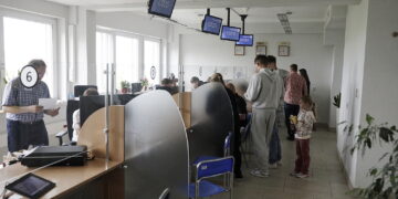 Wiele urzędów i instytucji będzie w piątek zamkniętych