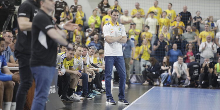 Industria w finale Fresh Corner Cup. Mistrz Słowenii bez szans - Radio Kielce Industria w finale Fresh Corner Cup. Mistrz Słowenii bez szans