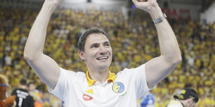 Krzysztof Lijewski: chłopaki odrobili lekcje - Radio Kielce 31.05.2026. Kielce. Finałowy mecz Orlen Superligi: Industria Kielce - ORLEN Wisła Płock. Na zdjęciu: Krzysztof Lijewski / Fot. Jarosław Kubalski - Radio Kielce