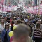 Ożywiony ruch na głównym deptaku Kielc - Radio Kielce 31.05.2026. Kielce. „Budzenie Sienkiewki”. / Fot. Jarosław Kubalski - Radio Kielce