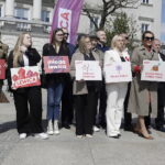 Lewica mówi „nie” wojnie oraz upamiętnia swojego posła - Radio Kielce