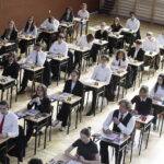 Maturzyści rozpoczęli zmagania z matematyką - Radio Kielce