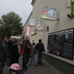 16.05.2026 Kielce. Miniatury dawnych kieleckich neonów na Kinie Moskwa / Fot. Jarosław Kubalski - Radio Kielce