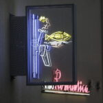 16.05.2026 Kielce. Miniatury dawnych kieleckich neonów na Kinie Moskwa / Fot. Jarosław Kubalski - Radio Kielce