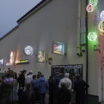 16.05.2026 Kielce. Miniatury dawnych kieleckich neonów na Kinie Moskwa / Fot. Jarosław Kubalski - Radio Kielce