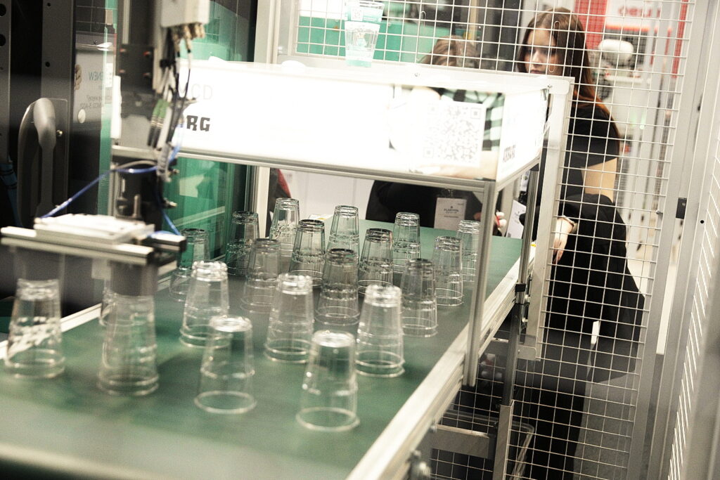 Technologie przyszłości na kieleckim PLASTPOL - Radio Kielce