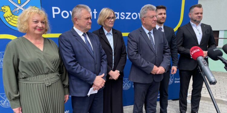 W Staszowie powstanie miejsce schronienia dla ponad 300 osób - Radio Kielce W Staszowie powstanie miejsce schronienia dla ponad 300 osób