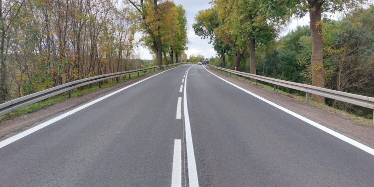 Będzie nowa nawierzchnia na DK9 i węźle S7 w Skarżysku-Kamiennej - Radio Kielce Będzie nowa nawierzchnia na DK9 i węźle S7 w Skarżysku-Kamiennej