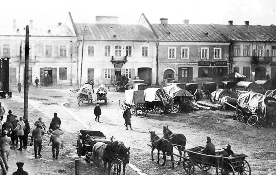 Lata 1914-1918. Jędrzejów. Plac Kościuszki (dawny Rynek). / Źródło: fotopolska.eu