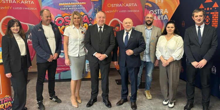 12 tysięcy użytkowników OstrejKarty