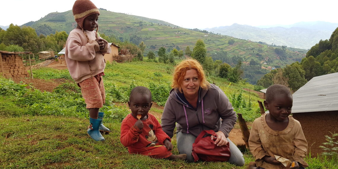 Muzyczne podróże przez świat. Uganda i Rwanda. Planeta małp