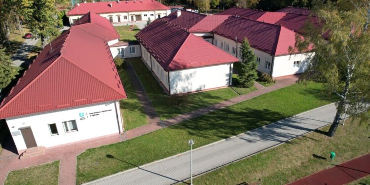 Powiat kielecki zmodernizuje dwa DPS-y - Radio Kielce Dom Pomocy Społecznej w Zgórsku / Fot. Starostwo Powiatowe w Kielcach