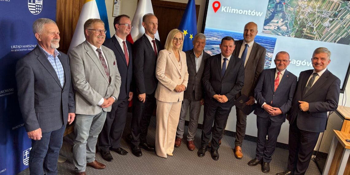 17.06.2026. Kielce. Urząd Marszałkowski Województwa Świętokrzyskiego. Ogłoszenie przetargu na budowę obwodnicy Łagowa i Klimontowa / Fot. Marcin Marszałek - Radio Kielce