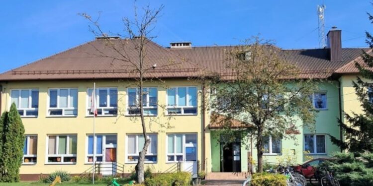 Kolejna placówka oświatowa w podkieleckiej gminie doczeka się termomodernizacji - Radio Kielce Fot. Miasto i Gmina Morawica - Facebook