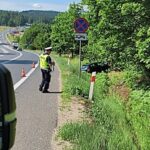 Dwie osoby ranne w wypadku - Radio Kielce 19.06.2026. Ćmińsk. Wypadek / Źródło: Policja