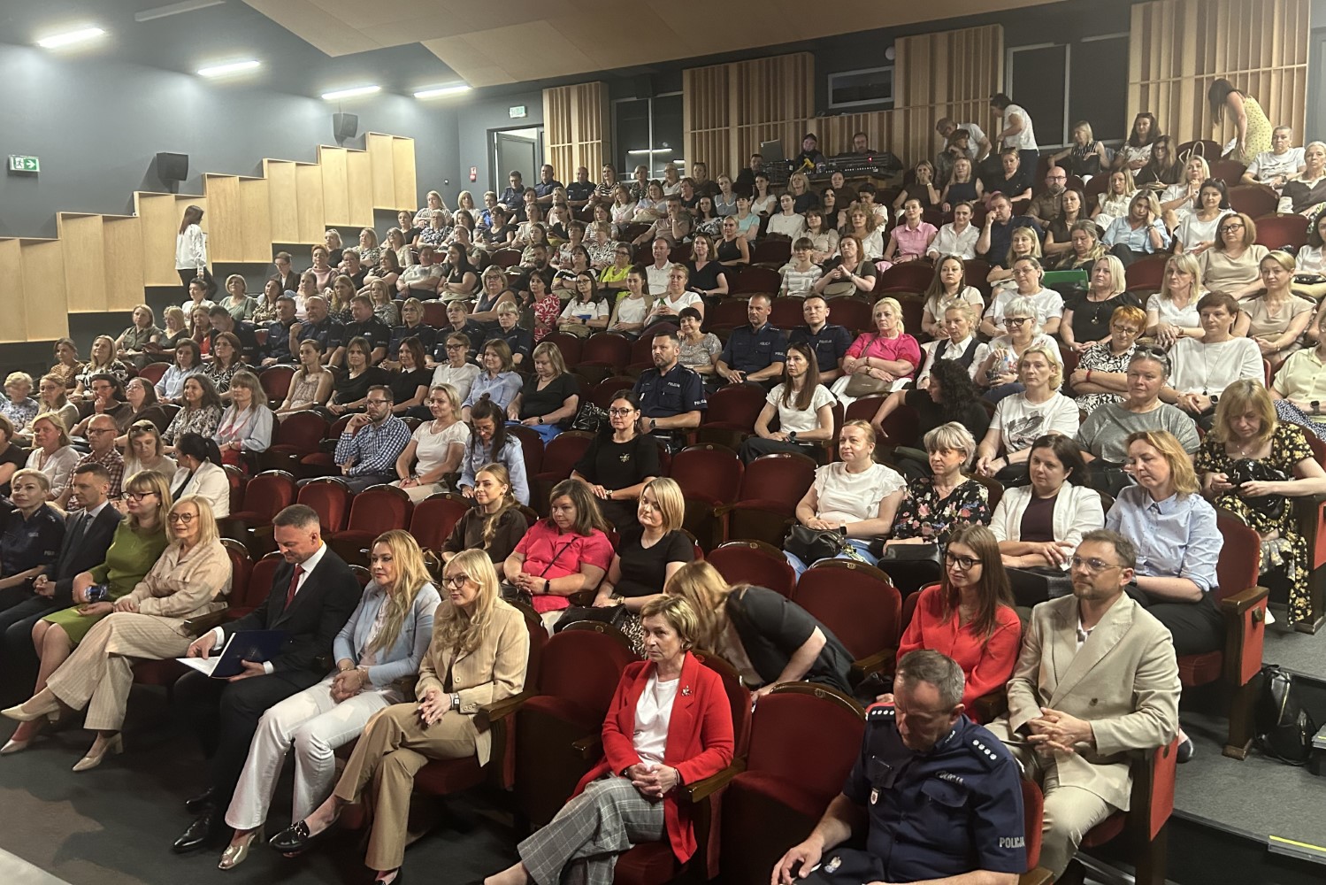 Eksperci dyskutowali jak chronić dzieci przed przemocą