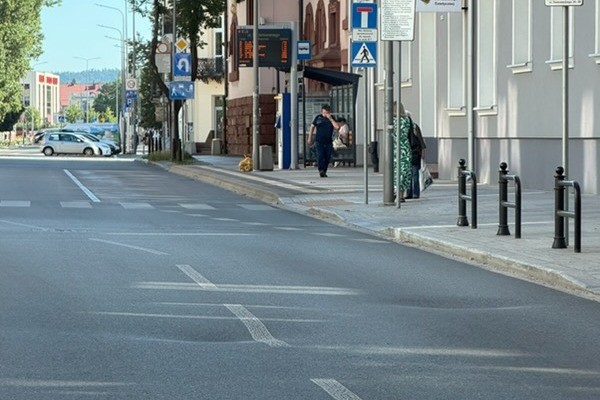 Zapadliska na jezdni. Kierowcy muszą uważać