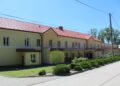 Chroberz z dużą inwestycją - remont historycznej dozorcówki i nowa strefa wypoczynku