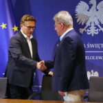 30.06.2026. Kielce. Podpisanie umów na realizację inwestycji w ramach Rządowego Funduszu Rozwoju Dróg / Fot. Wiktor Taszłow - Radio Kielce