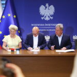30.06.2026. Kielce. Podpisanie umów na realizację inwestycji w ramach Rządowego Funduszu Rozwoju Dróg / Fot. Wiktor Taszłow - Radio Kielce
