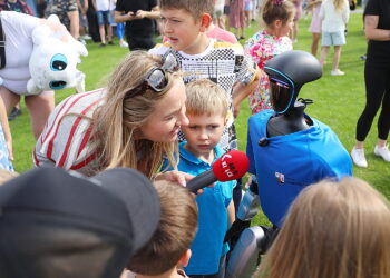 Dzień Dziecka świętowali z robotem Adamem