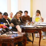 10.06.2026. Kielce. Teatr im. Stefana Żeromskiego. Próba medialna i konferencja przed spektaklem "Księżyc nad Buffalo" / Fot. Wiktor Taszłow - Radio Kielce
